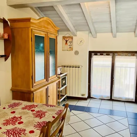 Sunshine On Garda Lake - Private Apartment Desenzano del Garda